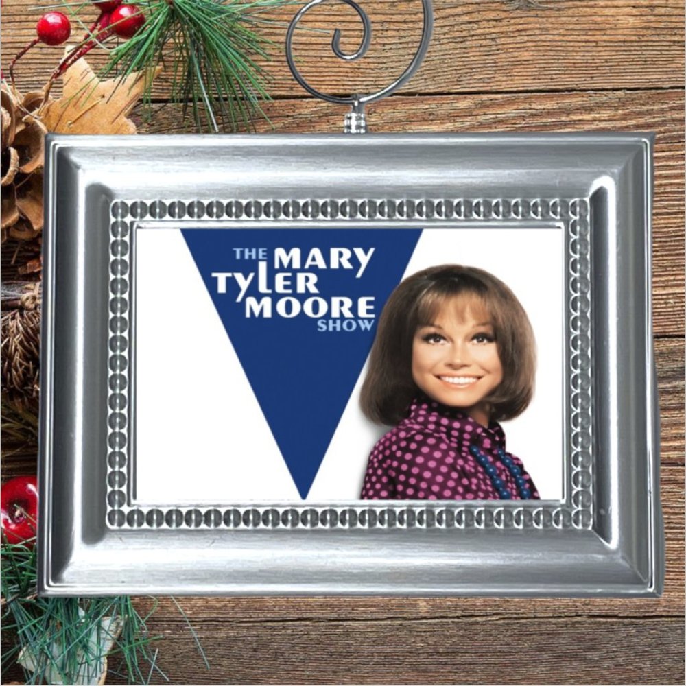 Mary Tyler Moore Show Betty White Memorabilia Retro Nostalgic Christmas Ornament